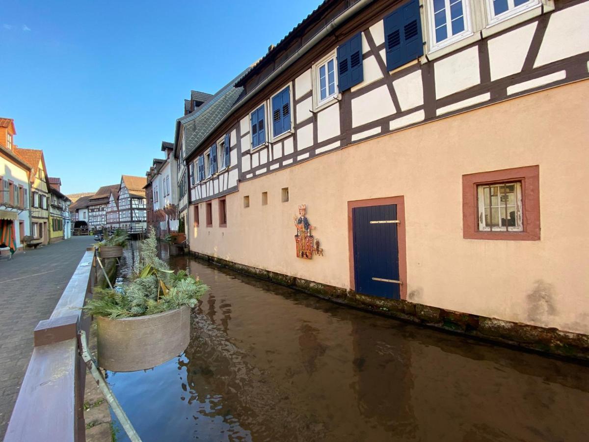 Ferienwohnungen Annweiler Am Trifels Exterior photo